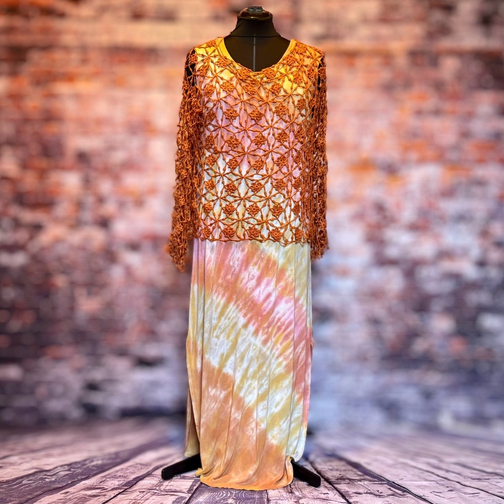 Sleeveless Maxi Dress with Handmade Long-sleeve Crochet Lace Topper